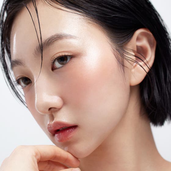 Moist Ampoule Blusher