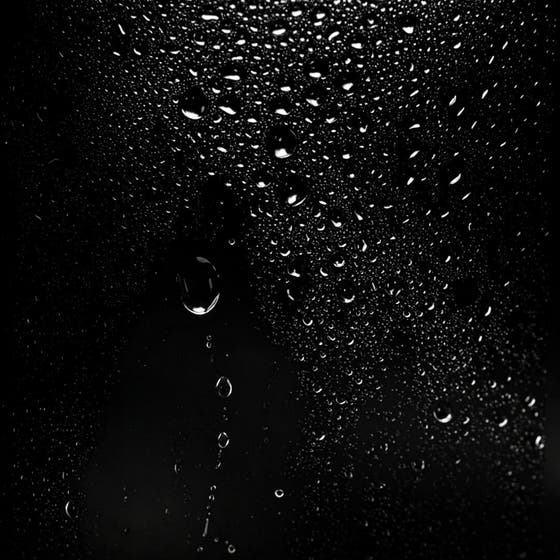 Shine Define Satin-Shine Styling Spray