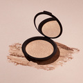 Becca Shimmering Skin Perfector Highlighter