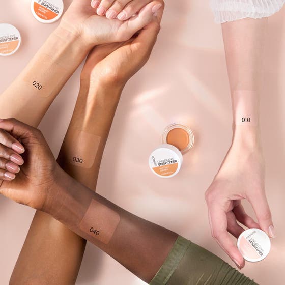 Under Eye Brightener & Makeup Sponge