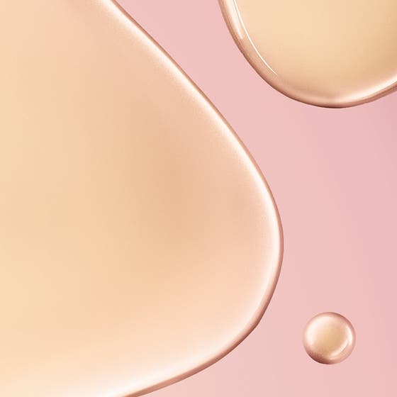 Nuxe Huile Prodigieuse Florale 100 ml återfuktande kroppsolja i rosa glasflaska som ger lyster på huden.