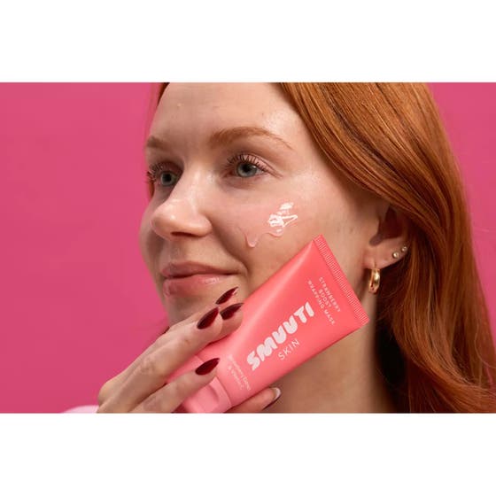 Strawberry Boost Wrapping Mask