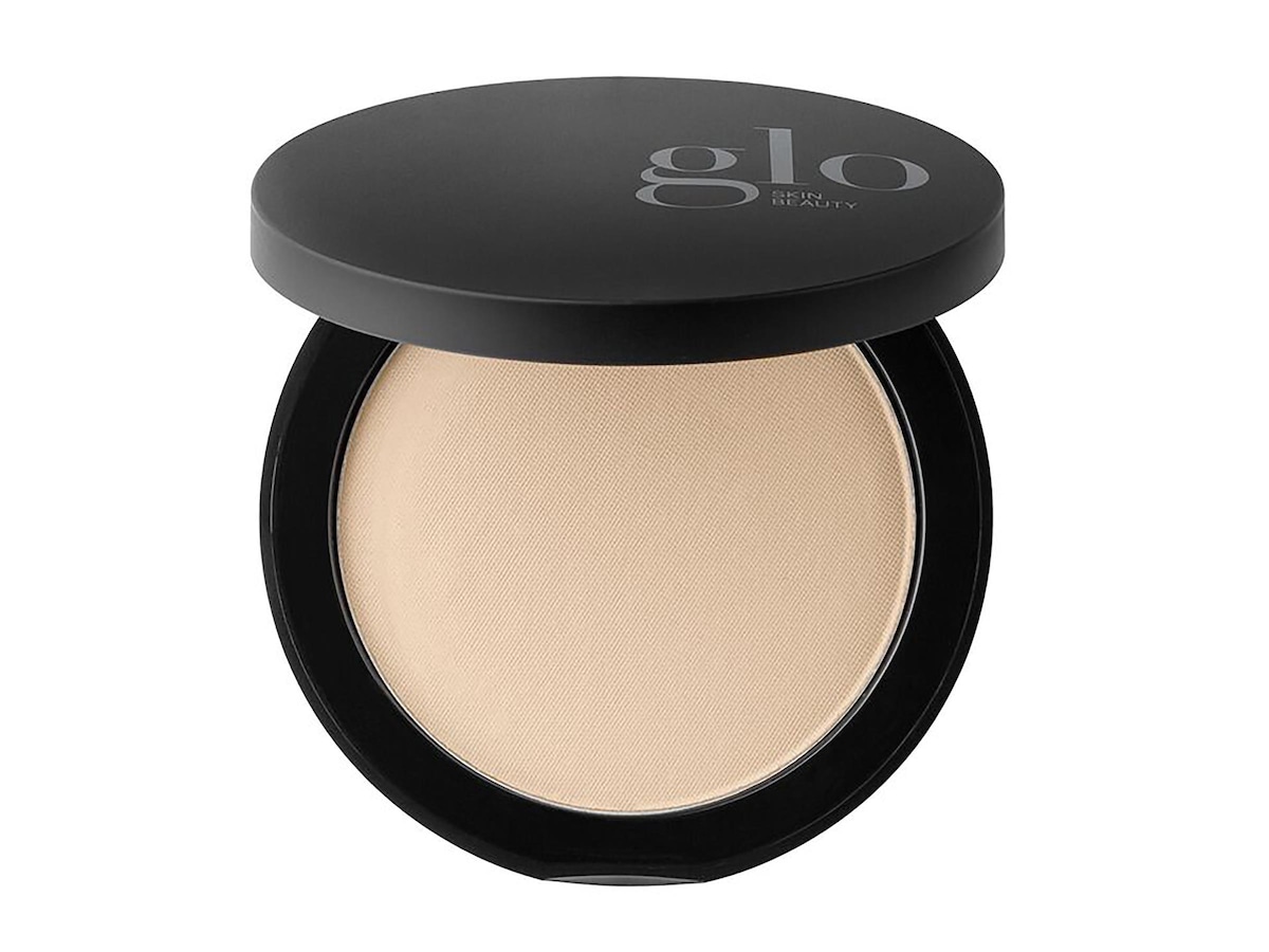 Pressed Base, 9 g Glo Skin Beauty Foundation