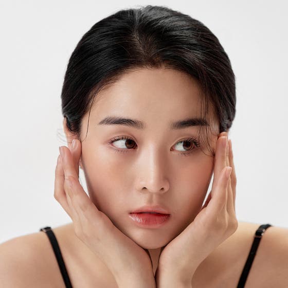 Moist Ampoule Blusher