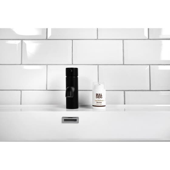 Täck Mörka Ringar - Effektiv Behandling för Män med Påsar och Mörka Ringar under Ögonen