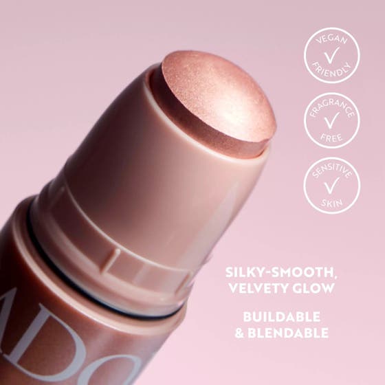 The Highlight Stick Cream-to-Silky Powder