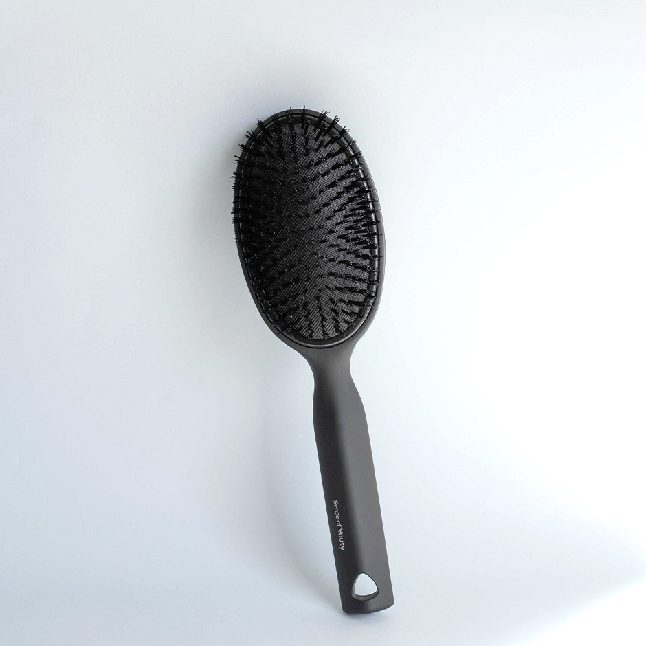 Cushion Brush