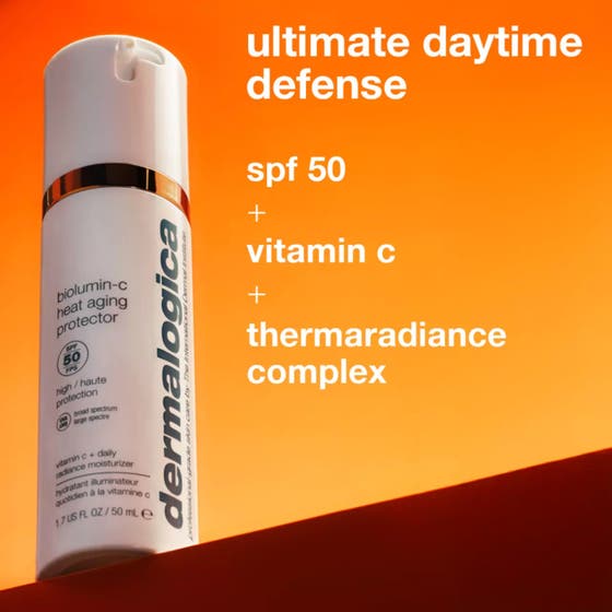 Dermalogica Biolumin-C Heat Aging Protector SPF50 50 ml lystergivande dagkräm i vit pumpflaska mot orange bakgrund.