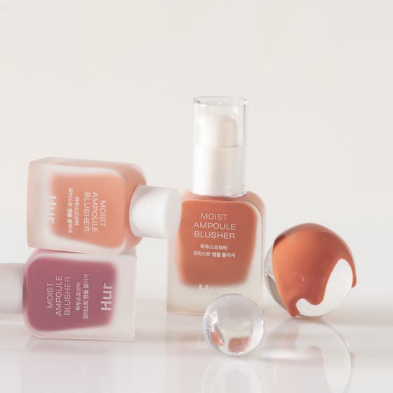Moist Ampoule Blusher