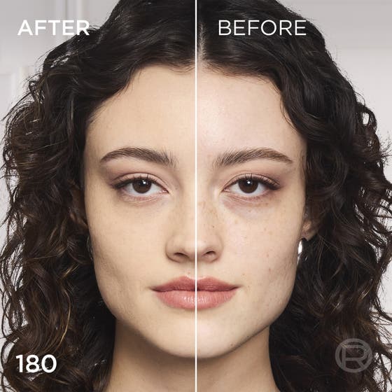 Infaillible 24H Fresh Wear Foundation in a Powder