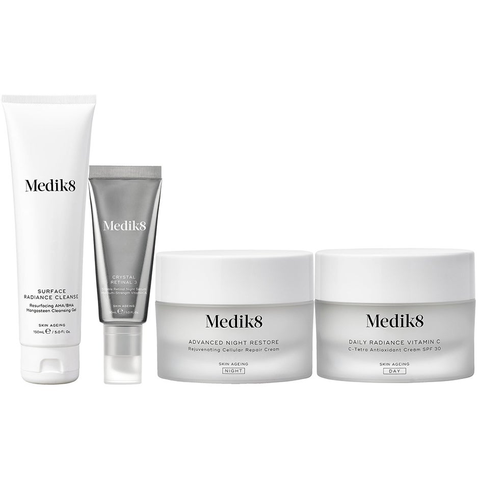 Skin Care Routine With Retinal,  Medik8 Set / Boxar