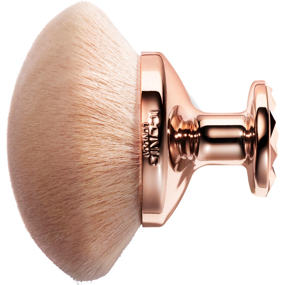 Pro Puff Brush,  ICONIC London Foundation & Puder