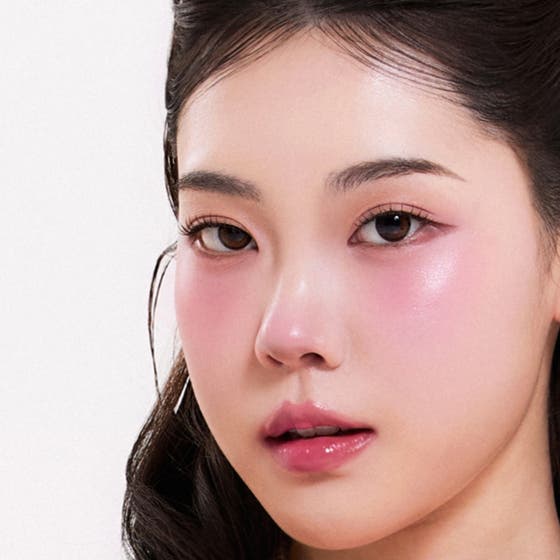 Moist Ampoule Blusher