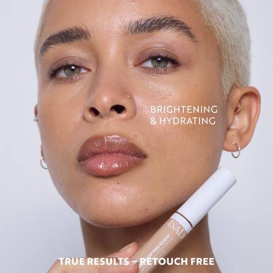 The Wake Up The Glow Lightweight Radiant Concealer