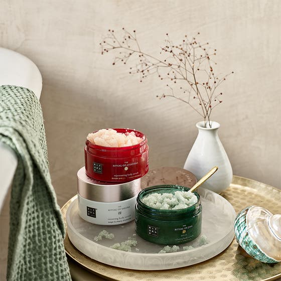 The Ritual of Sakura Body Scrub