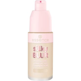 Silky Blur Hydrating Longwear Foundation