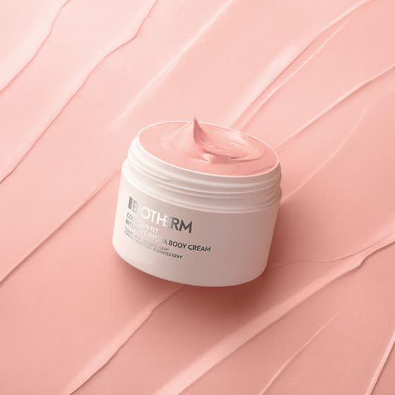 Biotherm Collagen Fit Body Cream 200 ml återfuktande body lotion i vit burk med ljusrosa kräm och krämiga texturer