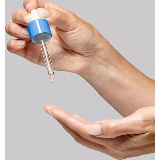 Dermalogica Circular Hydration Serum 30 ml fuktgivande hyaluronsyra serum visar ingredienser i glasskålar