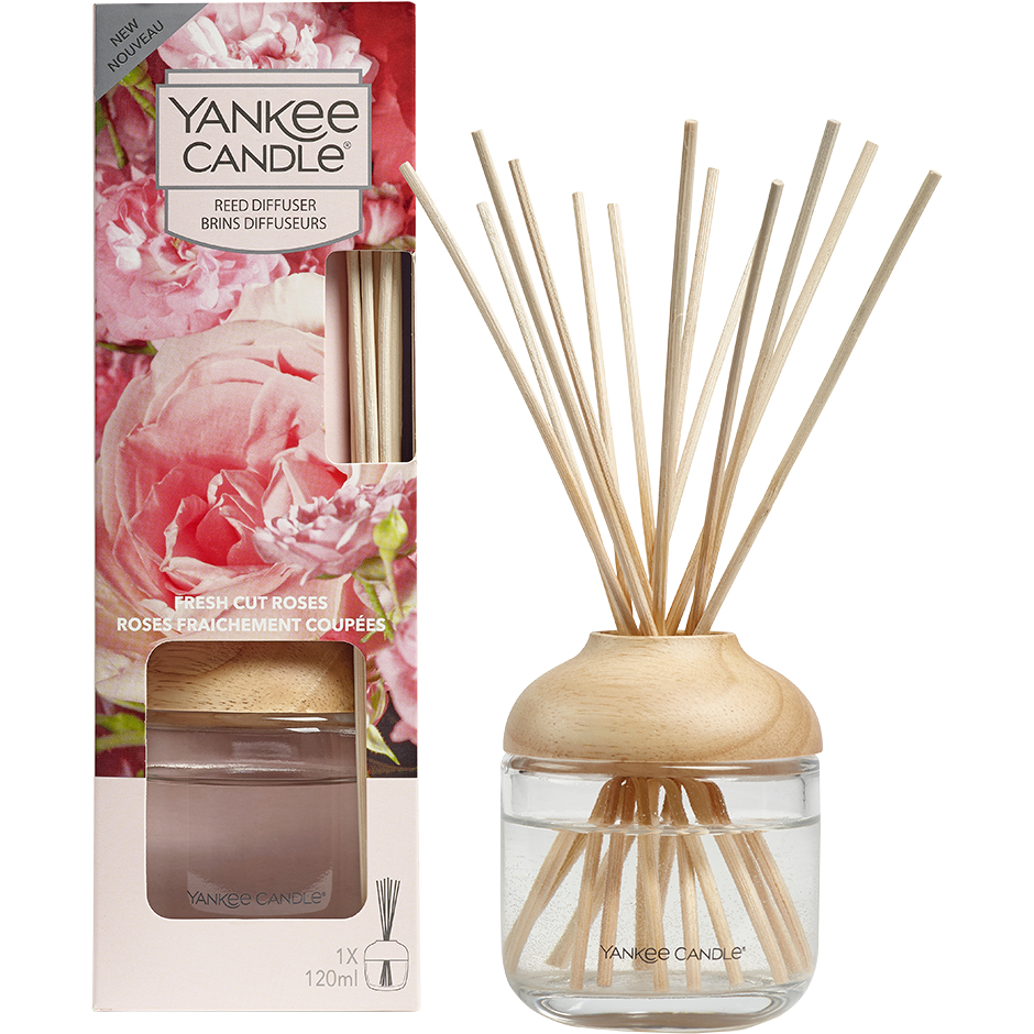 Fresh Cut Roses, 120 ml Yankee Candle Doftljus