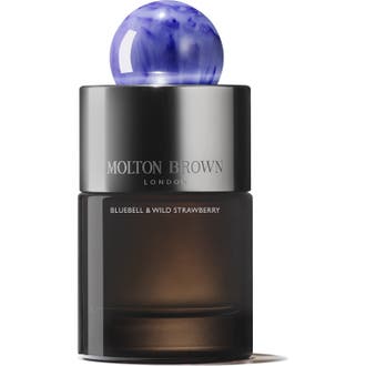 Molton Brown Bluebell & Wild Strawberry 100 ml unisex parfym i mörk glasflaska med silverlock och blåmarmorerad kula