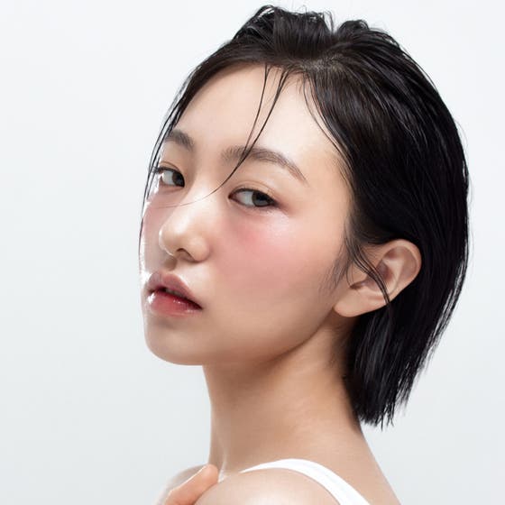 Moist Ampoule Blusher