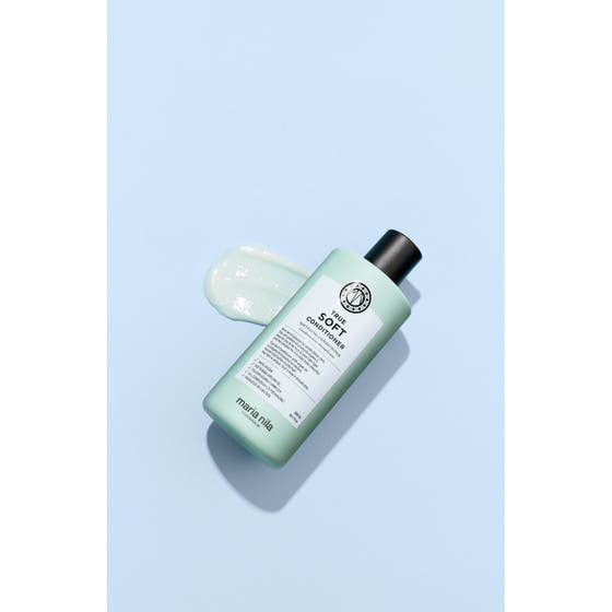 Soft Hair Essentials With Paddle Brush