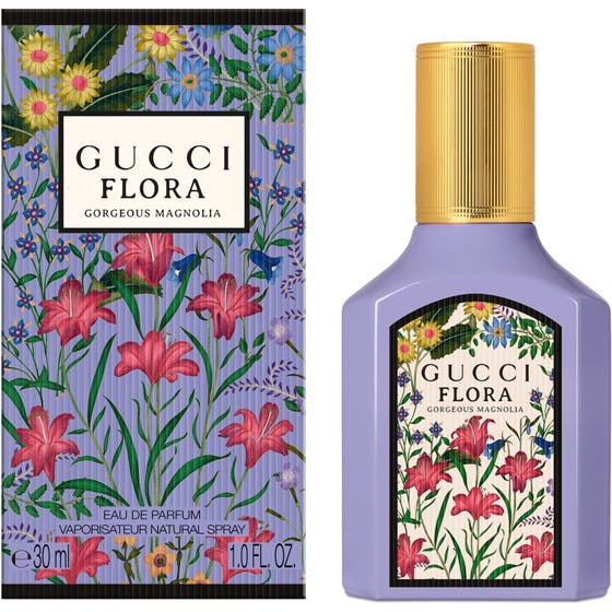 Gucci Flora Gorgeous Magnolia 30 ml blommig lyxparfym i lila flaska med guldkork och blommig ask