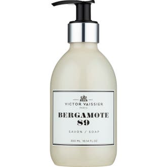 Victor Vaissier Bergamote 89 300 ml rengörande flytande tvål i rund flaska med svart pump och silverdetalj