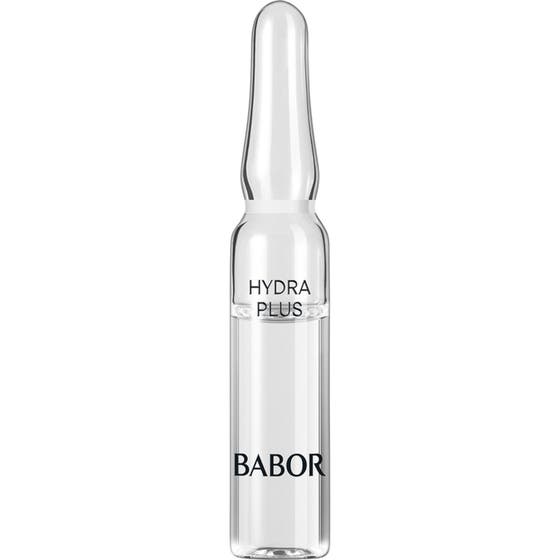 Babor Hydra Plus 2 ml återfuktande hyaluronsyra ampull ansiktsserum i en genomskinlig glasampull för fuktboost