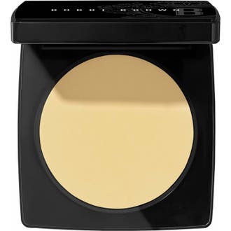 Sheer Finish Pressed Powder Pale Yellow