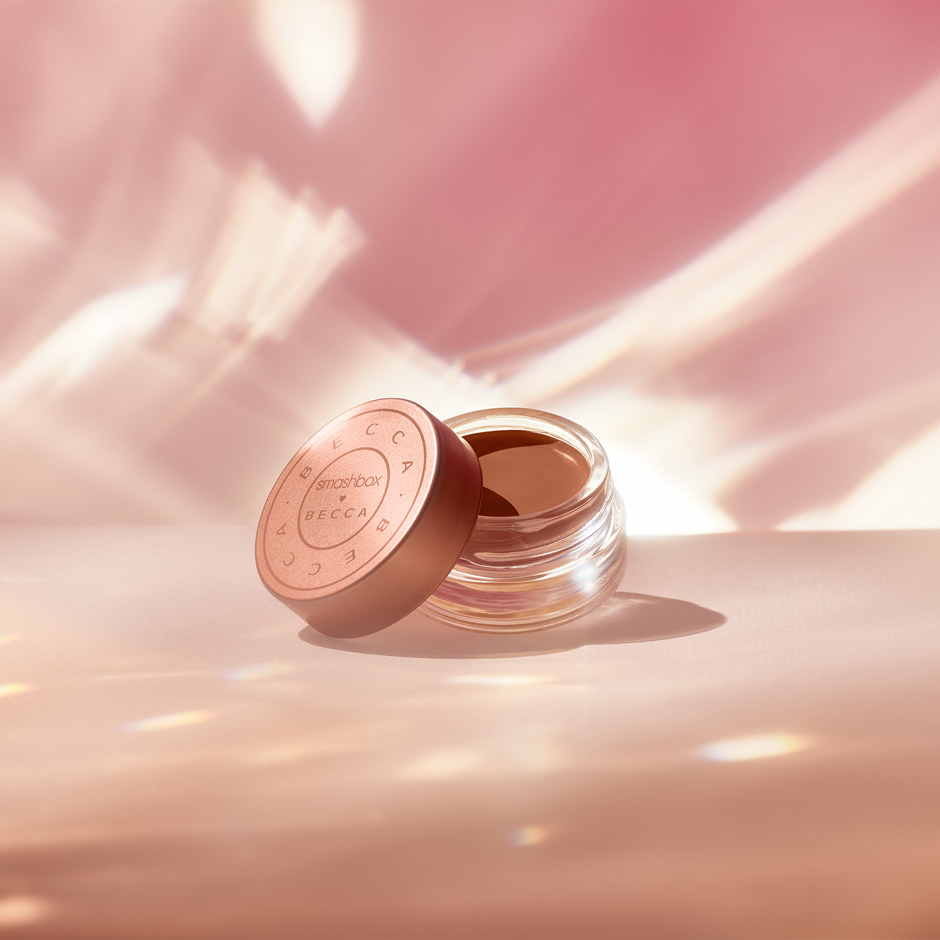 Under Eye Brightening Corrector