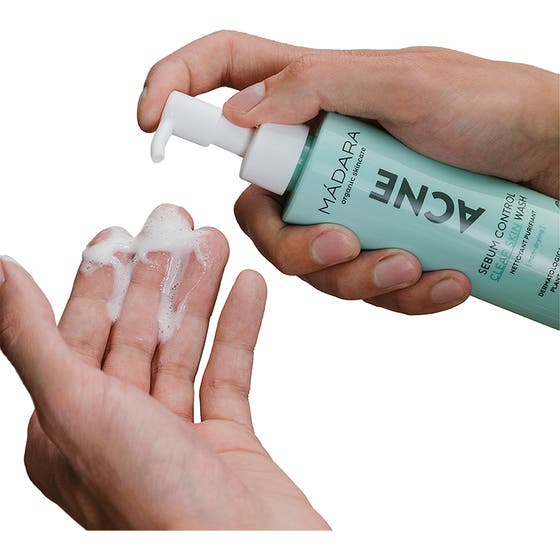 ACNE  Sebum Control Clear Skin Wash