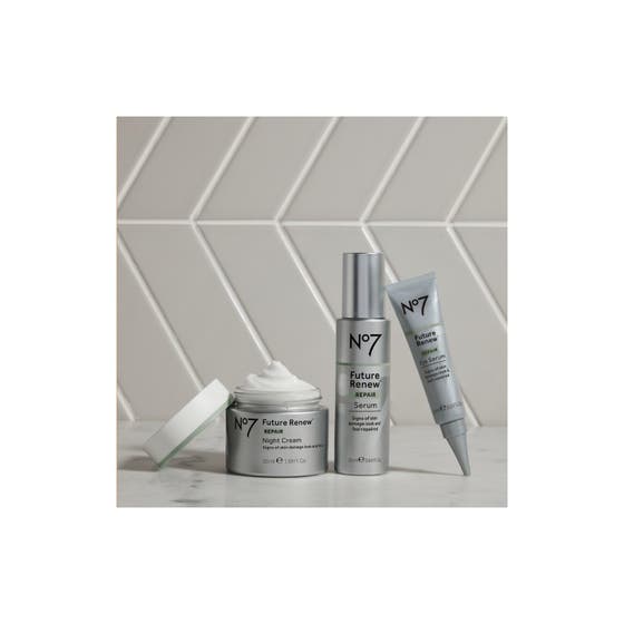 24-Hour Renewal Skincare Set