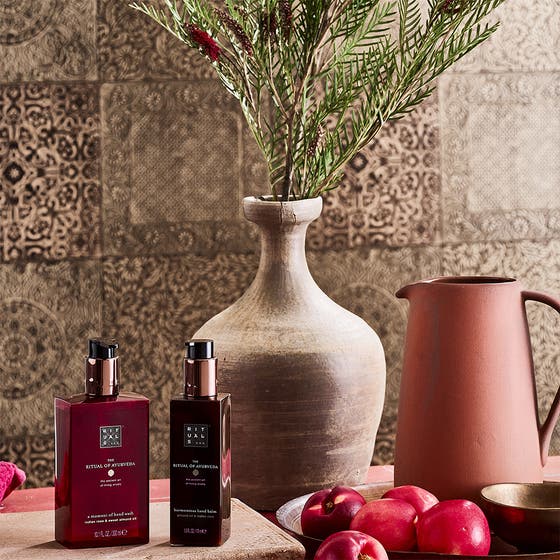 The Ritual of Ayurveda Hand Wash