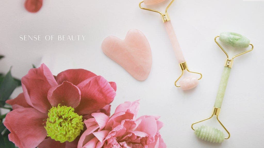 Ansiktsmassage med Gua Sha och Skin Roller