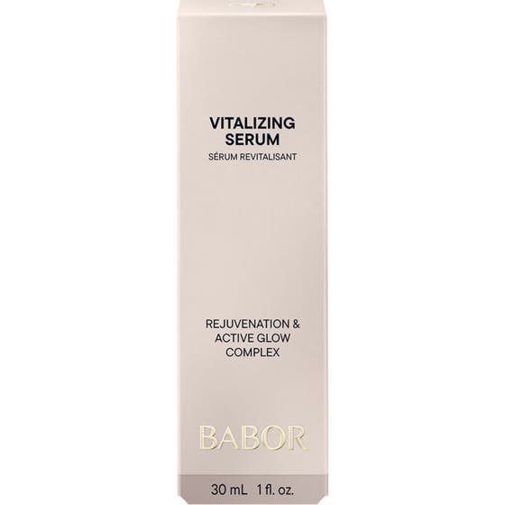 Babor Vitalizing Serum 30 ml lystergivande ansiktsserum i vit ytterförpackning med gulddetalj för trött hy.