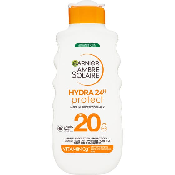 Garnier Ambre Solaire Hydra 24h Protect SPF 20 vattenresistent solkräm i vit plastflaska med räfflade sidor och orange lock.