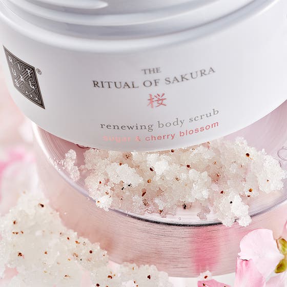 The Ritual of Sakura Body Scrub