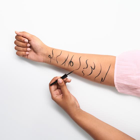 Dip Eyeliner Waterproof 24h Long-lasting