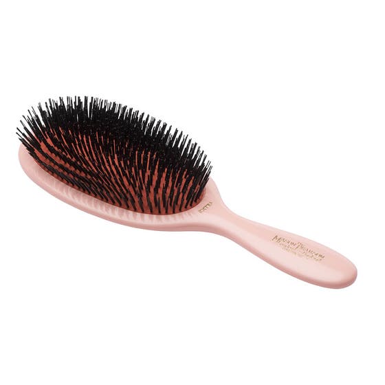 Hair brush in pure bristle