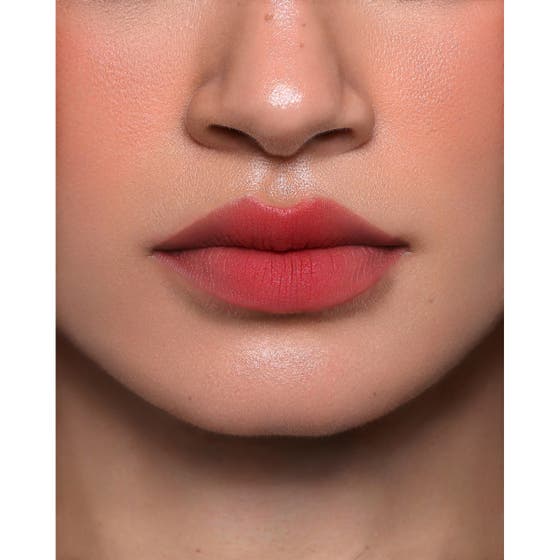 Lip and Cheek Cloud Blur