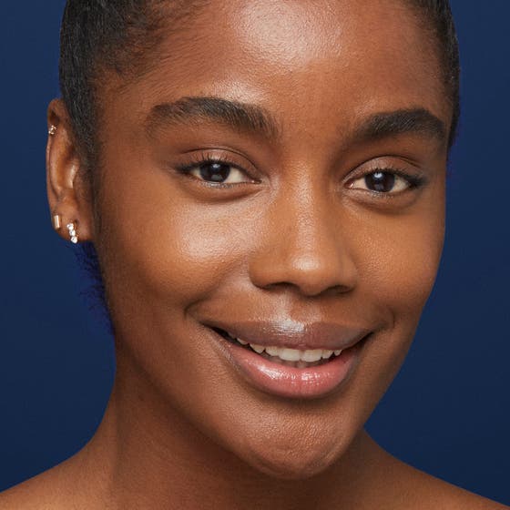 Double Wear Stay-In-Place Foundation SPF10