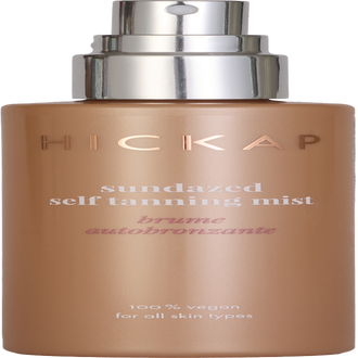 Hickap Sundazed Self Tanning Mist brun utan sol för solkysst lyster i en bronsfärgad sprayflaska med silverpump.