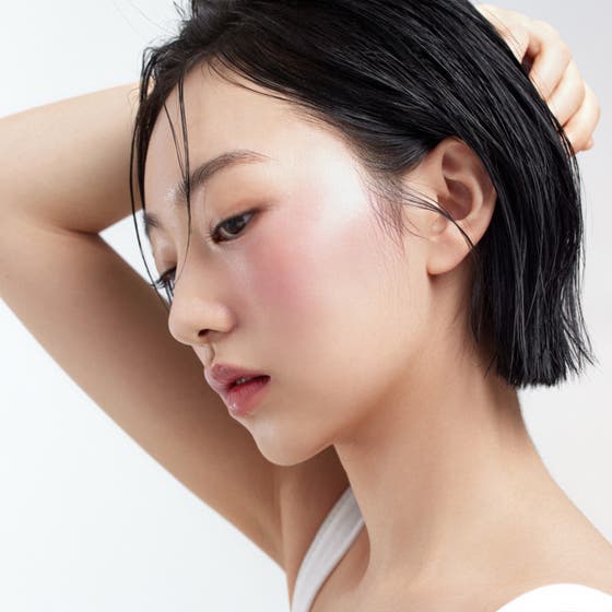 Moist Ampoule Blusher