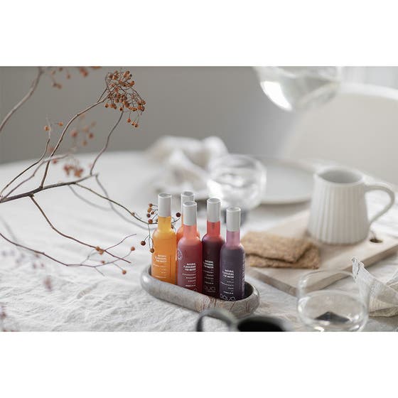 Natural flavouring for water