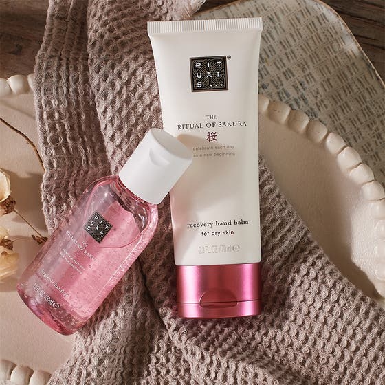 Sakura Hand Hygiene Set