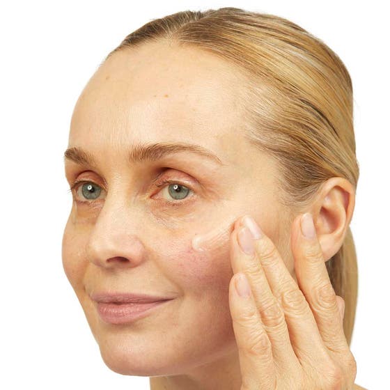 Lift & Luminate Triple Action Serum