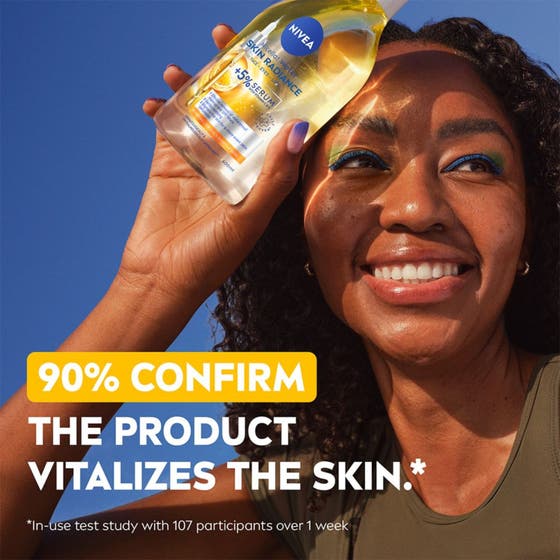 NIVEA Micellar Water Skin Glow 400 ml nivea micellärvatten med Vitamin C, Vitamin E och Amino Acid Complex.