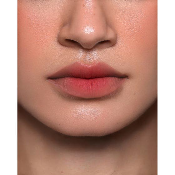 Lip and Cheek Cloud Blur