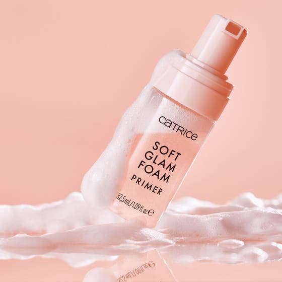 Soft Glam Foam Primer